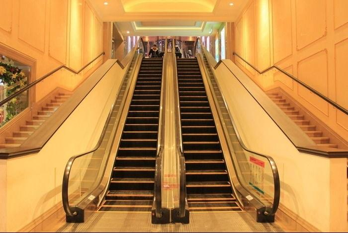 Energy-Saving Escalator for Shopping Mall