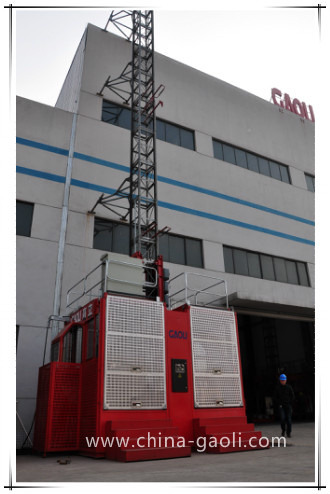 Gaoli Top Quality Professional Lifting Construction Building Hoist Sc100 /100