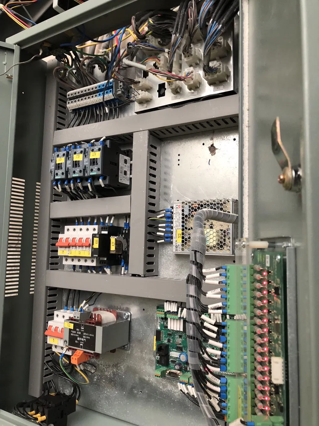 SANYO 0.65m/s speed outdoor escalator and moving walks